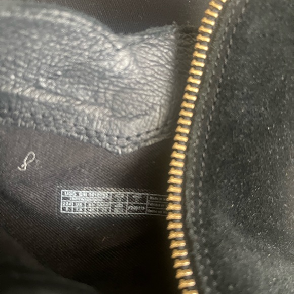 Black suede boots - Picture 3 of 3